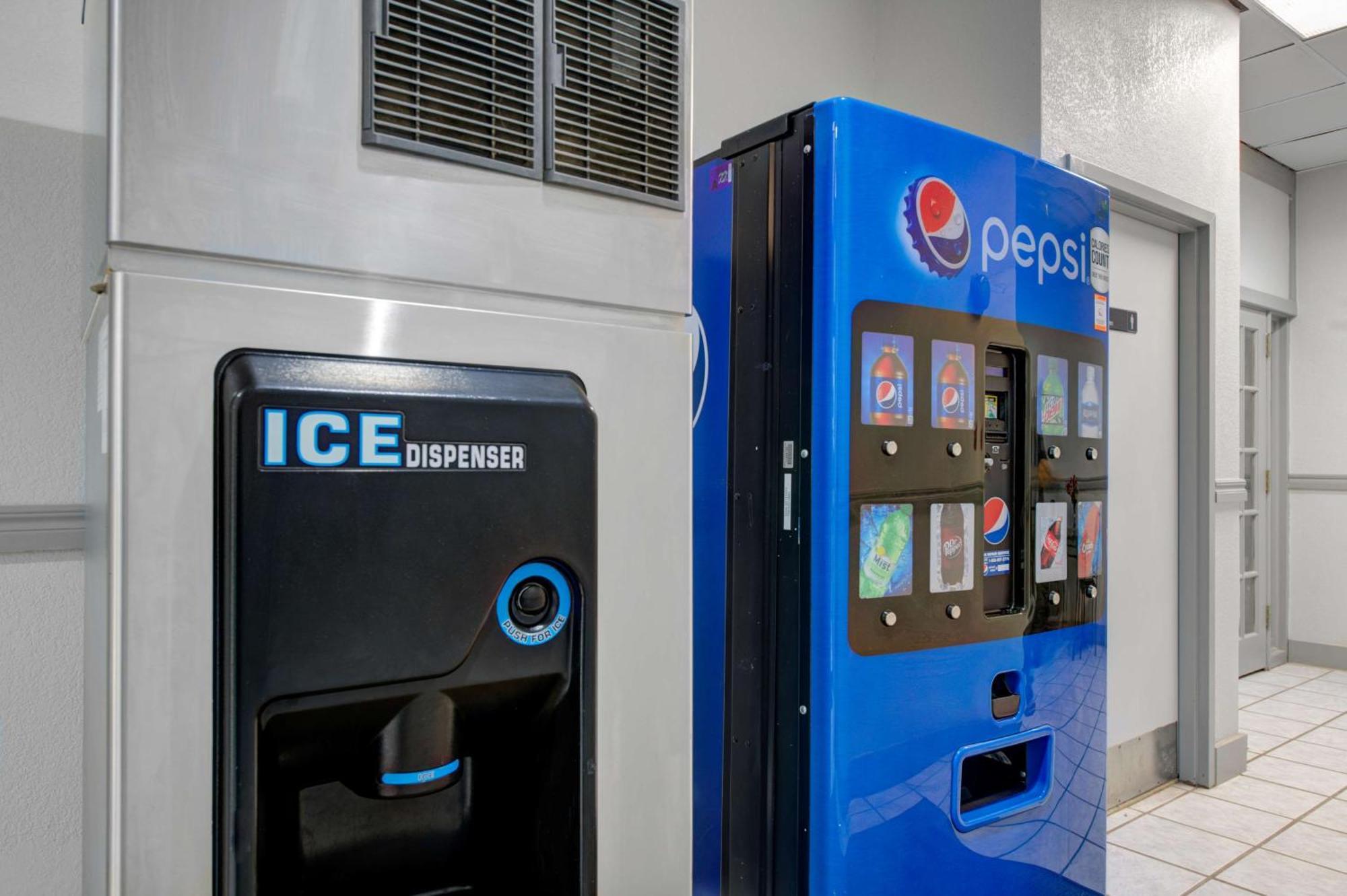 Motel 6 Chickasha, Ok Zewnętrze zdjęcie